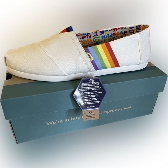 Toms Alpargata Men's White Unity Rainbow Canvas Shoes Size 10 New NWT - Picture 3 of 9